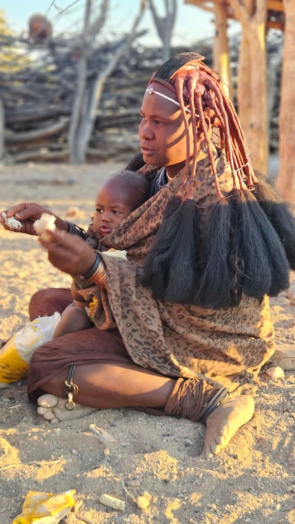 Himba_mother_child