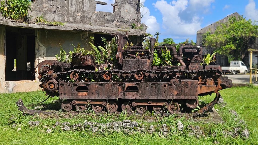 Kaigun Sho_ruins_japanese_tank