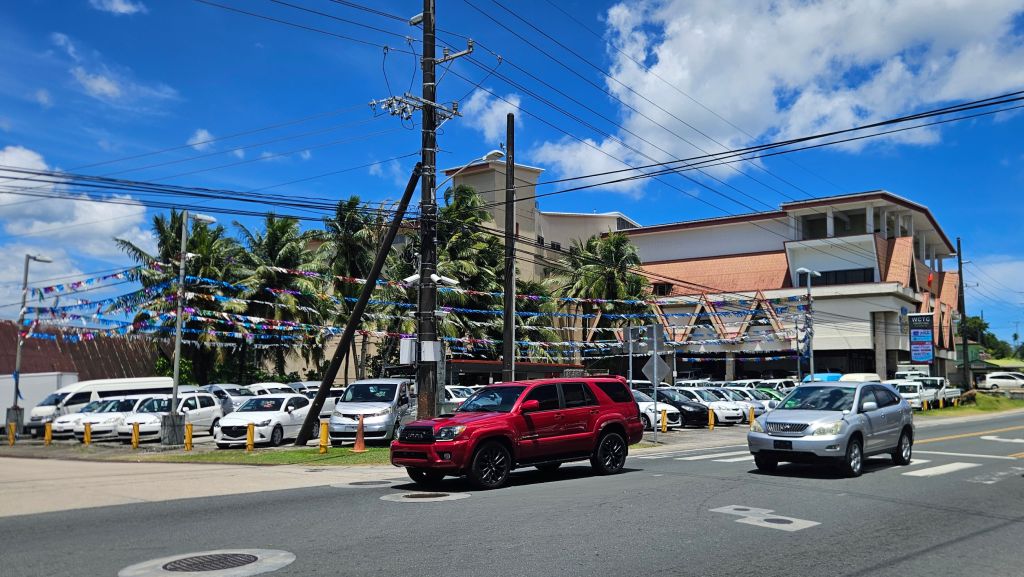 Koror_WCTC_shopping_center