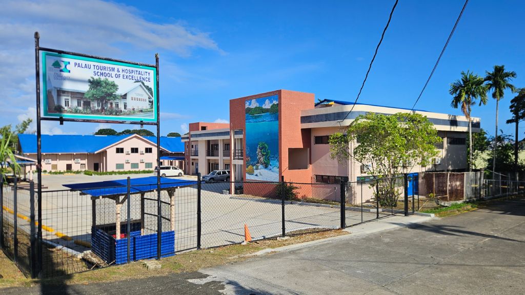 Koror_tourism_school