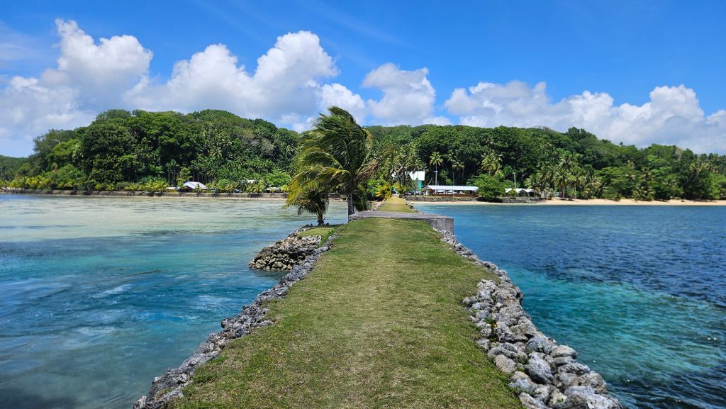 Palau_Ngchesar_Dock