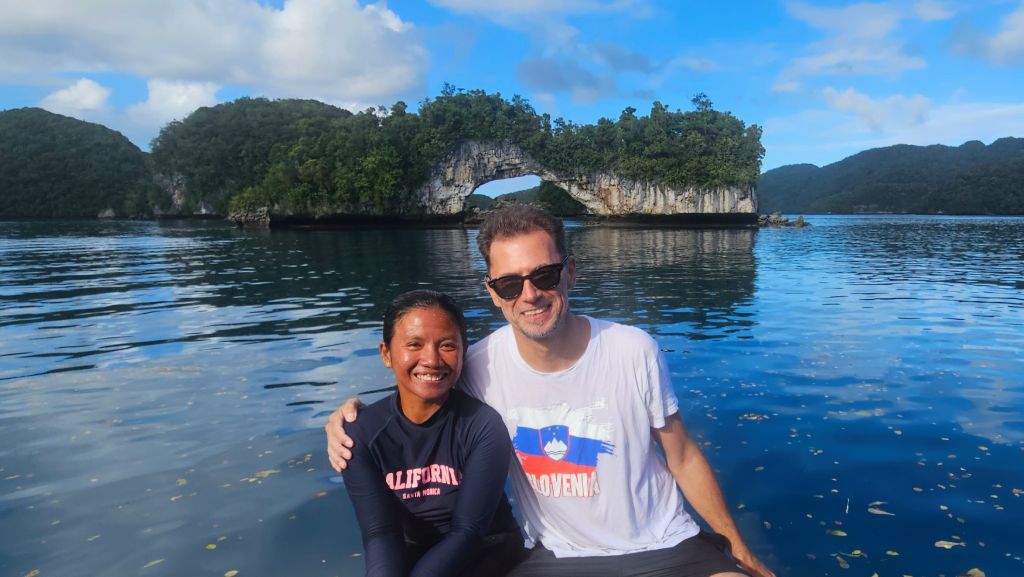 Rock_Islands_Sea_Arch_guide_Rok Rok with guide at Sea Arch in Palau Rock Islands