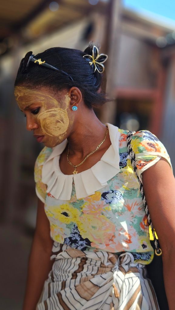 Msindzano_cream_on_face