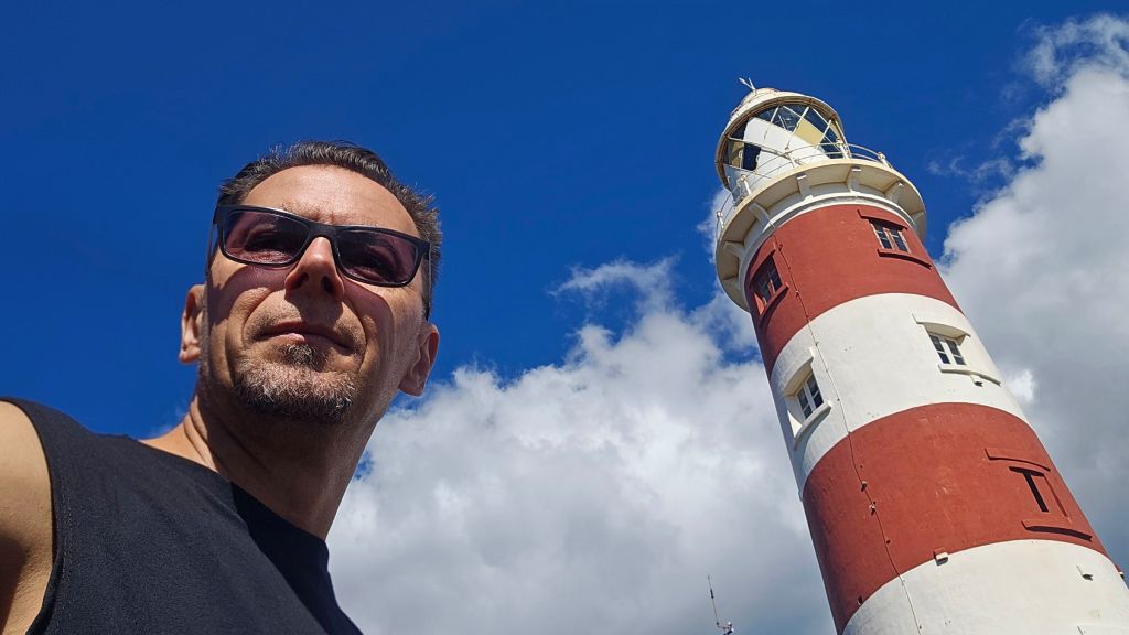 Albion_Lighthouse_Rok