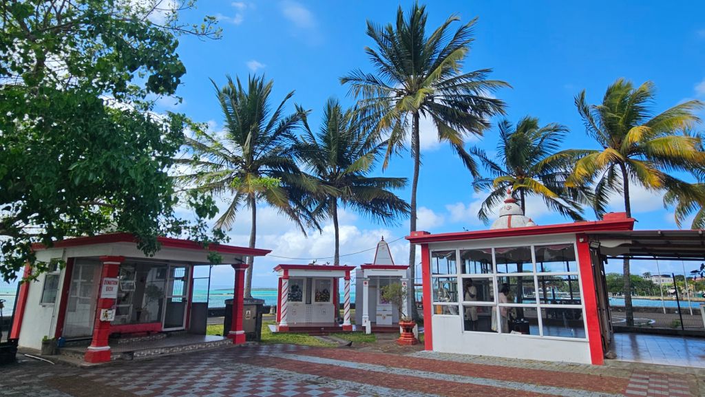 Mahebourg_hindu_temple