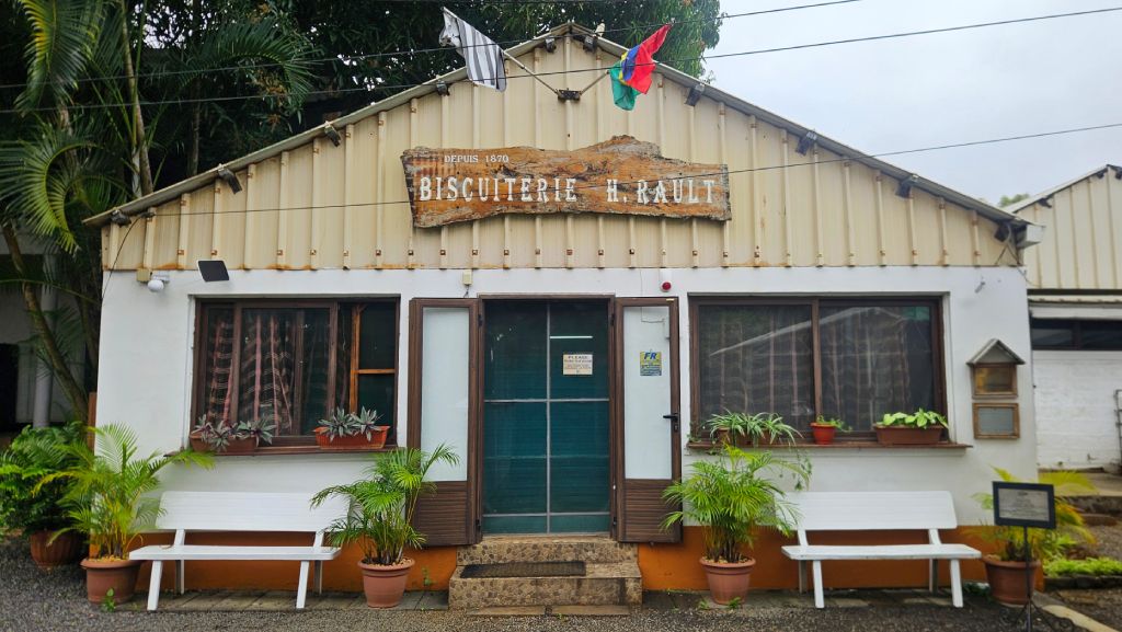 Rault_Manioc_Biscuit_Factory