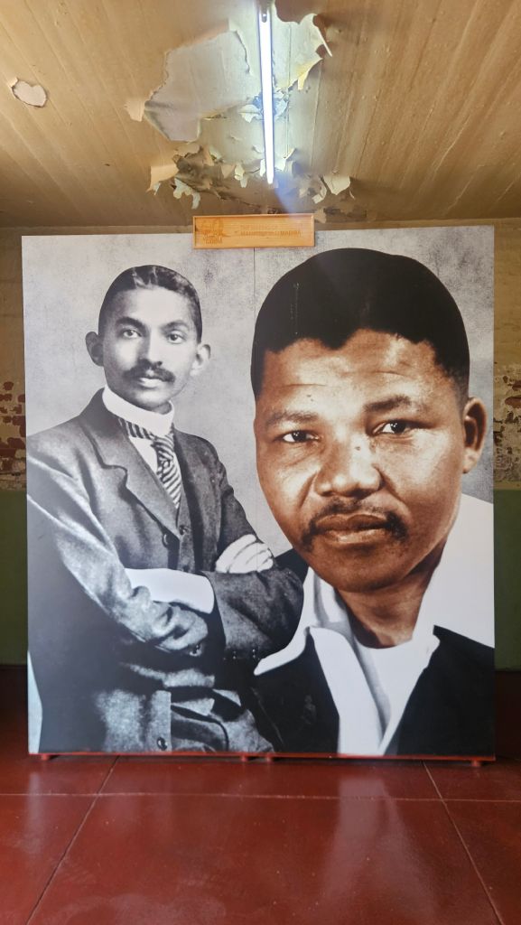 Ghandi_Mandela_prison