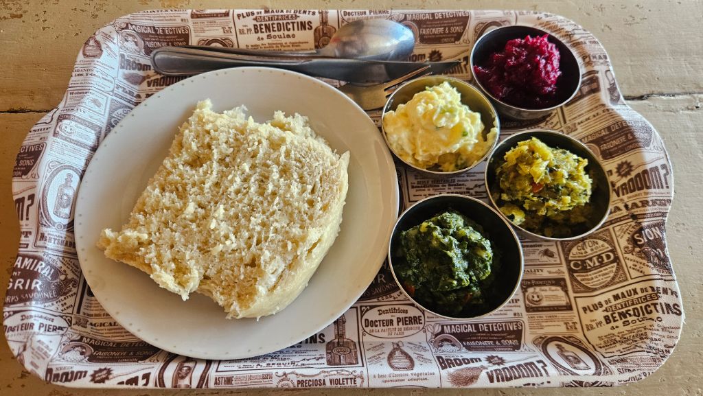 Dombolo_with_vegetables